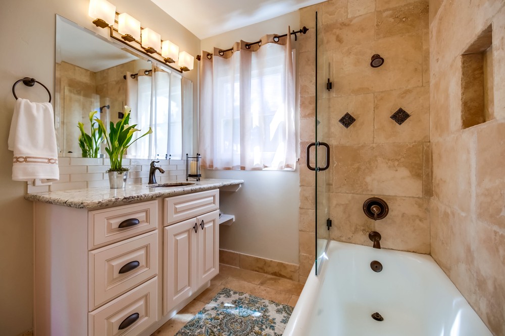 Virtual tour photo 37 of 50 for 2896 Copley Ave