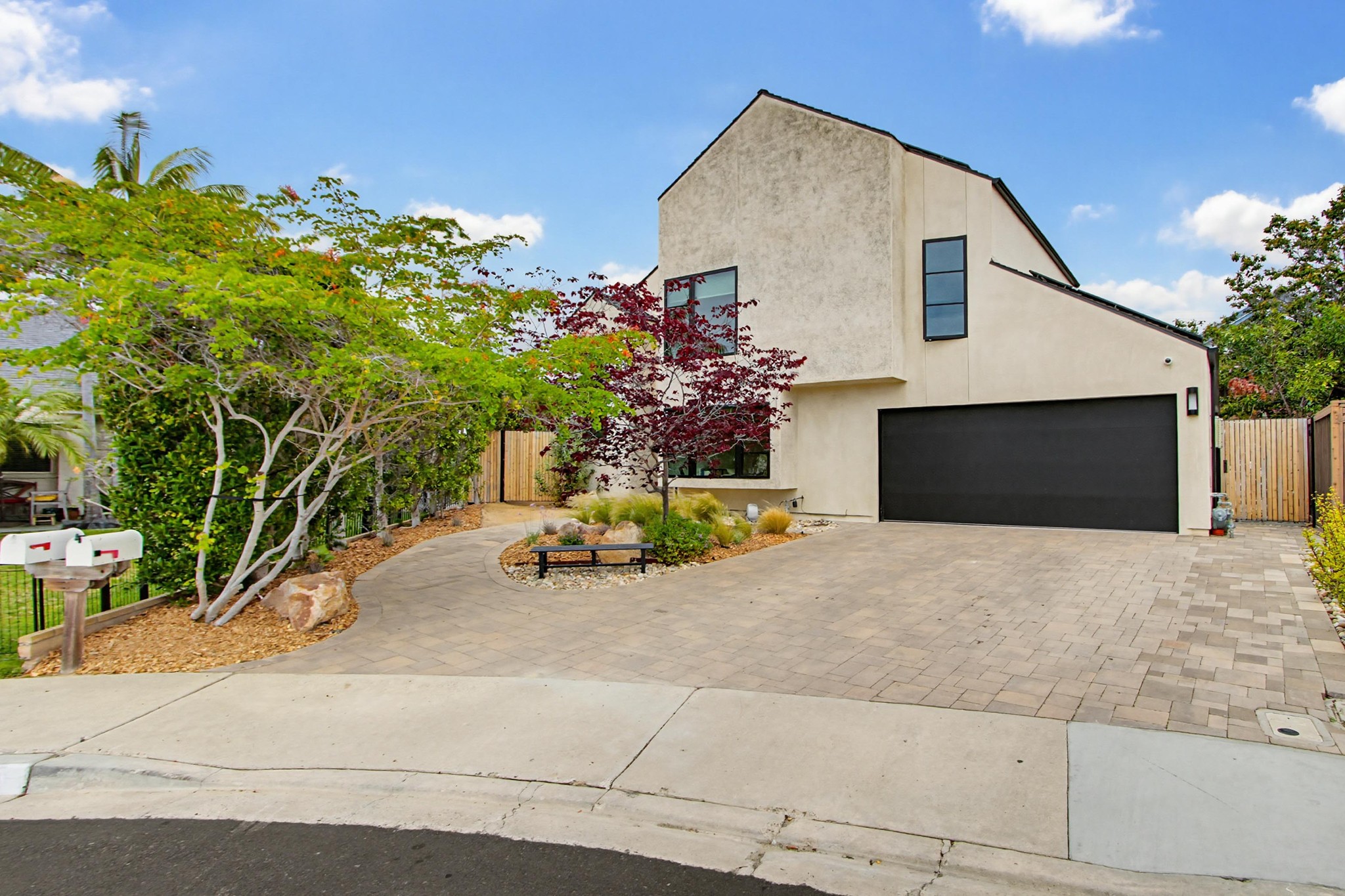 Virtual tour photo 3 of 86 for 290 Sharp Pl