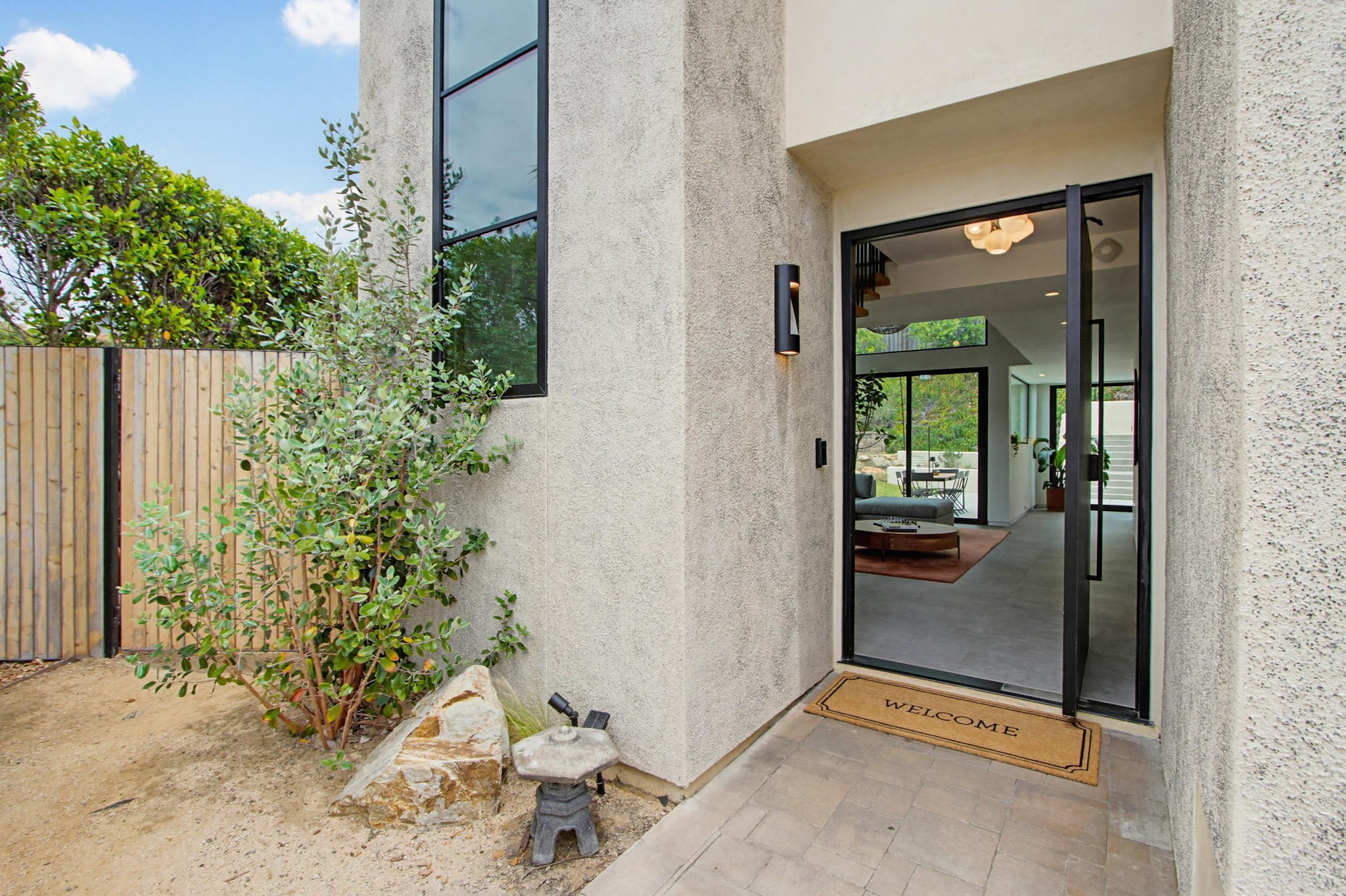 Virtual tour photo 8 of 86 for 290 Sharp Pl