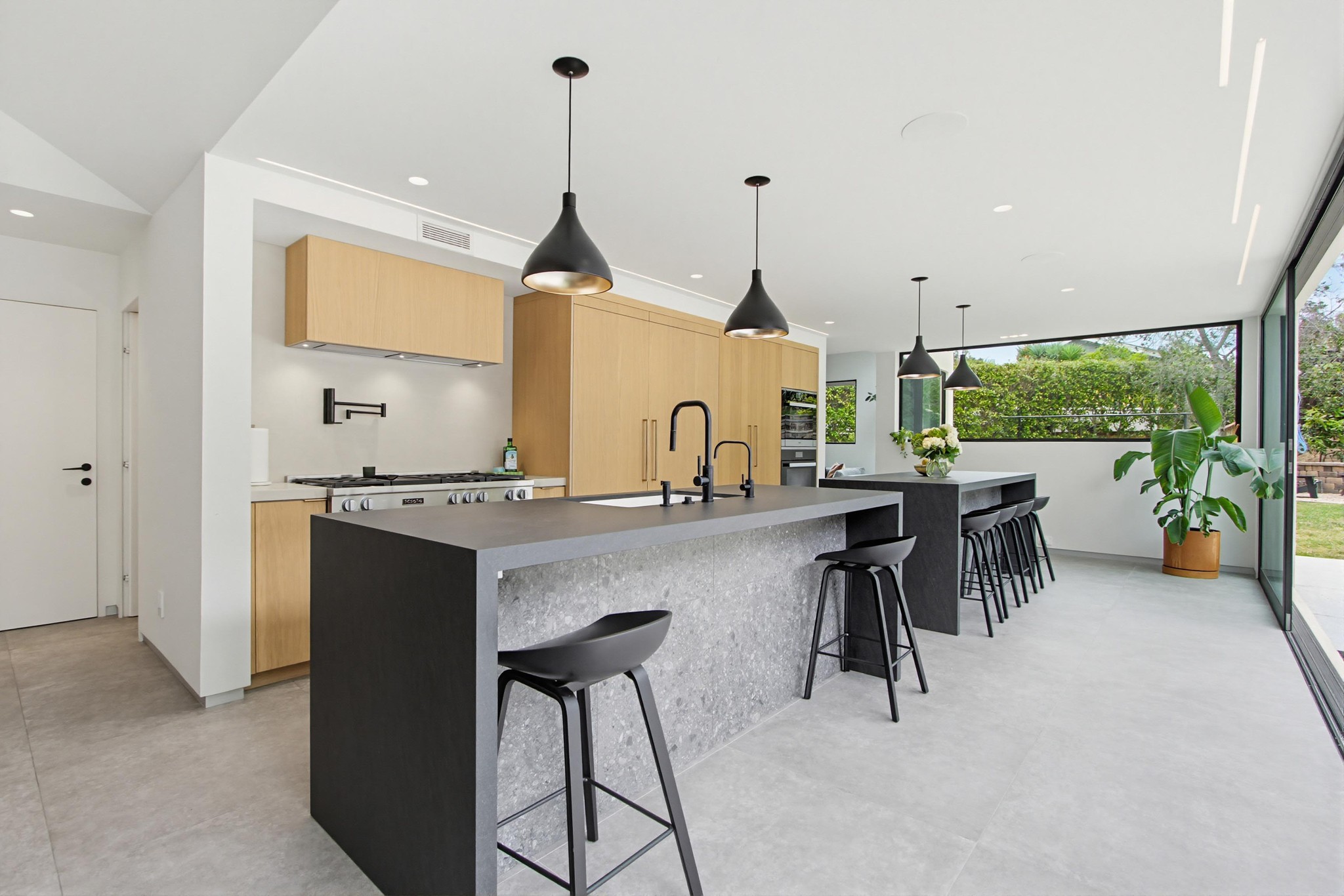 Virtual tour photo 18 of 86 for 290 Sharp Pl
