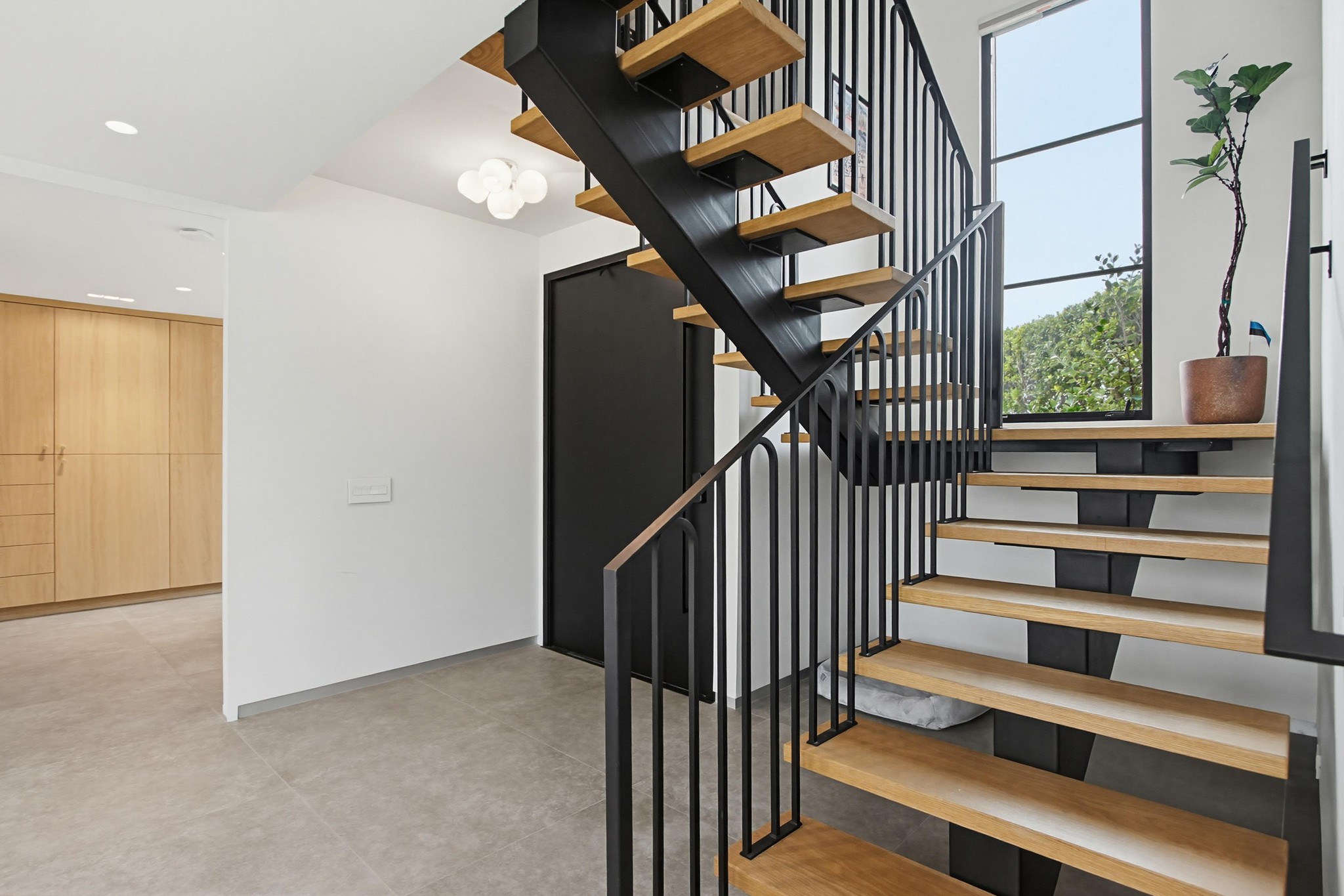 Virtual tour photo 41 of 86 for 290 Sharp Pl