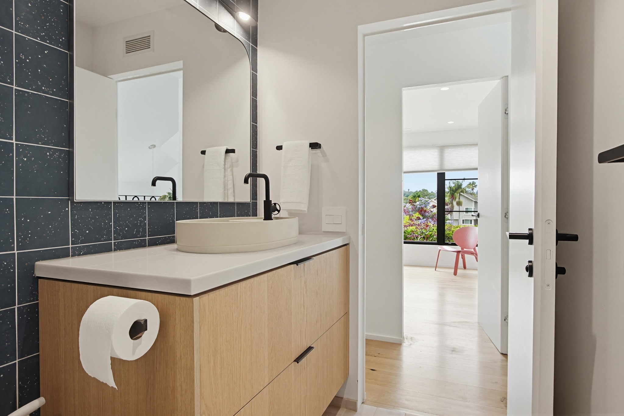 Virtual tour photo 48 of 86 for 290 Sharp Pl