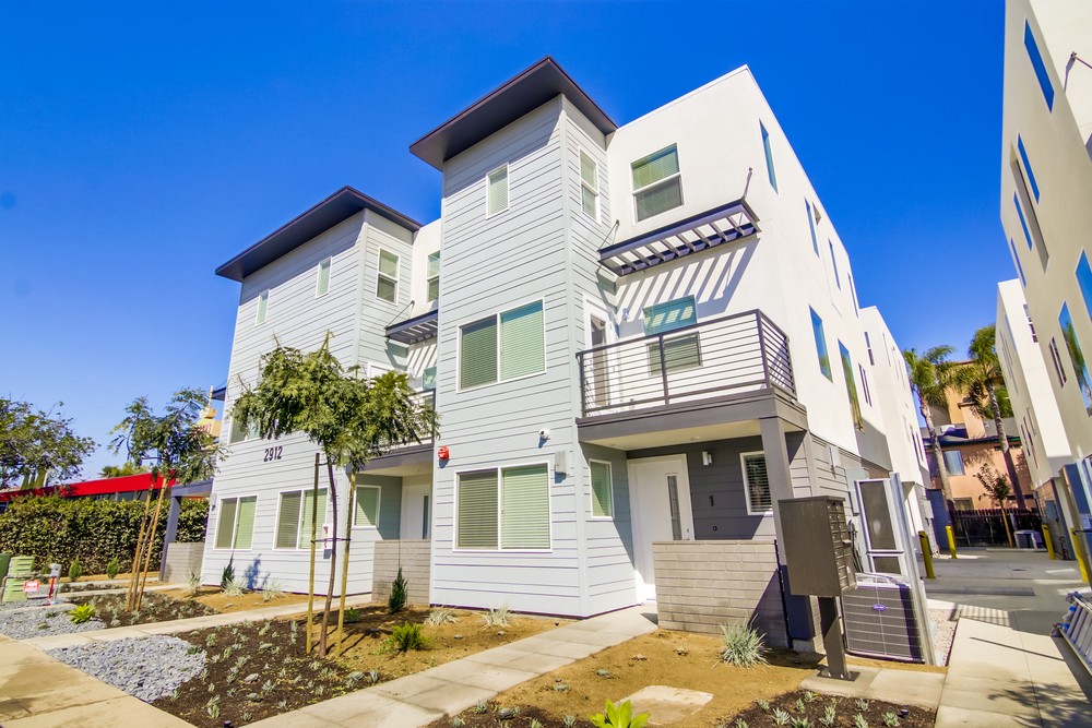Virtual tour photo 3 of 51 for 2902 Jarvis St