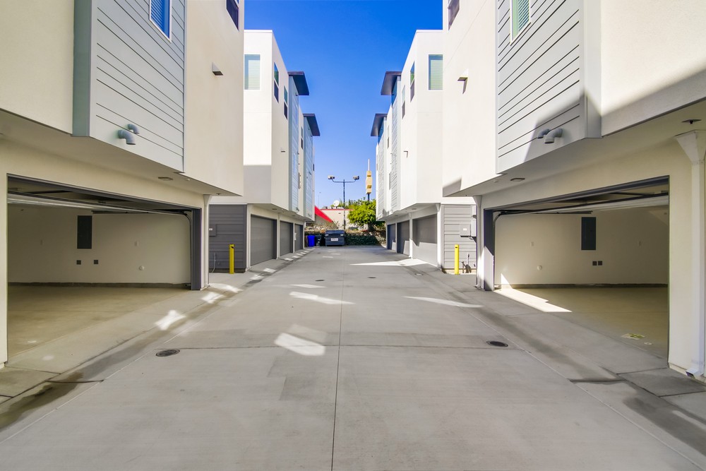 Virtual tour photo 52 of 51 for 2902 Jarvis St