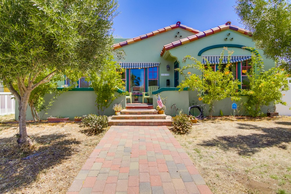 Virtual tour photo 1 of 43 for 2905 32nd St