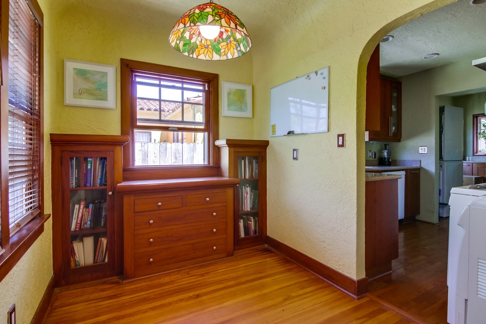 Virtual tour photo 18 of 43 for 2905 32nd St