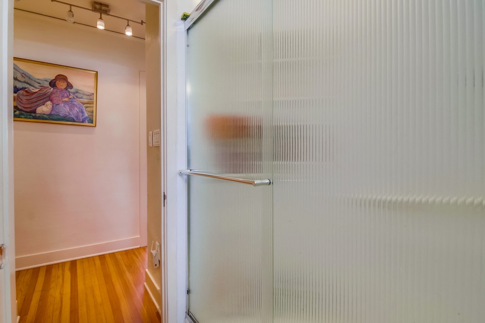 Virtual tour photo 34 of 43 for 2905 32nd St