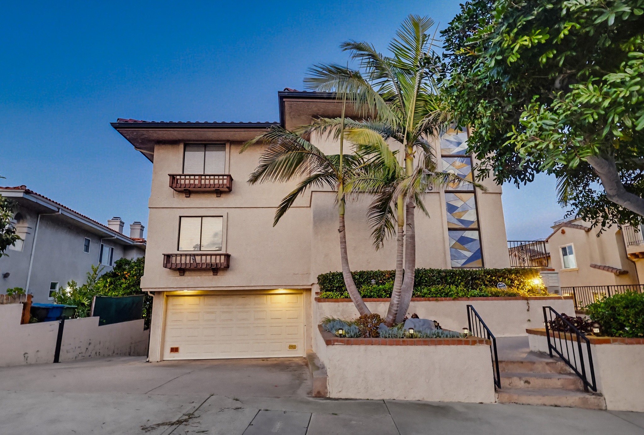 Virtual tour photo 1 of 153 for 2906 Baywater Ave UNIT 2