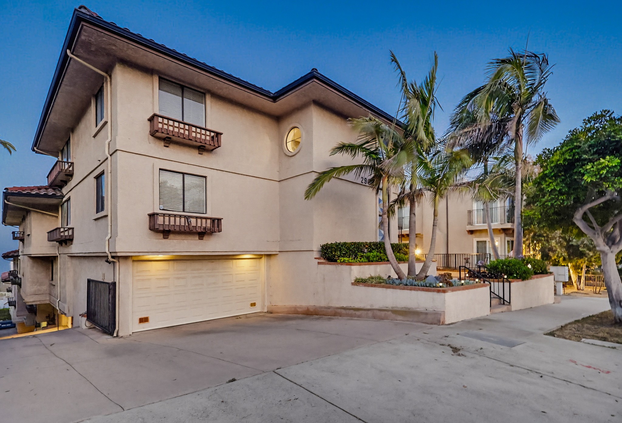 Virtual tour photo 4 of 153 for 2906 Baywater Ave UNIT 2