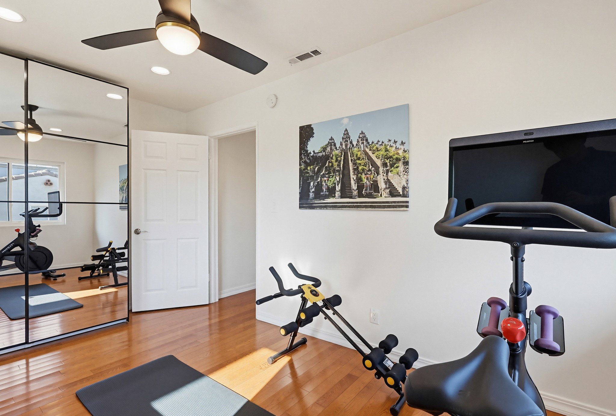Virtual tour photo 69 of 153 for 2906 Baywater Ave UNIT 2