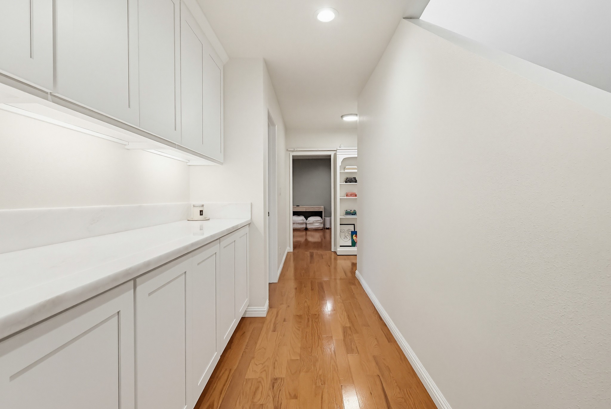 Virtual tour photo 78 of 153 for 2906 Baywater Ave UNIT 2
