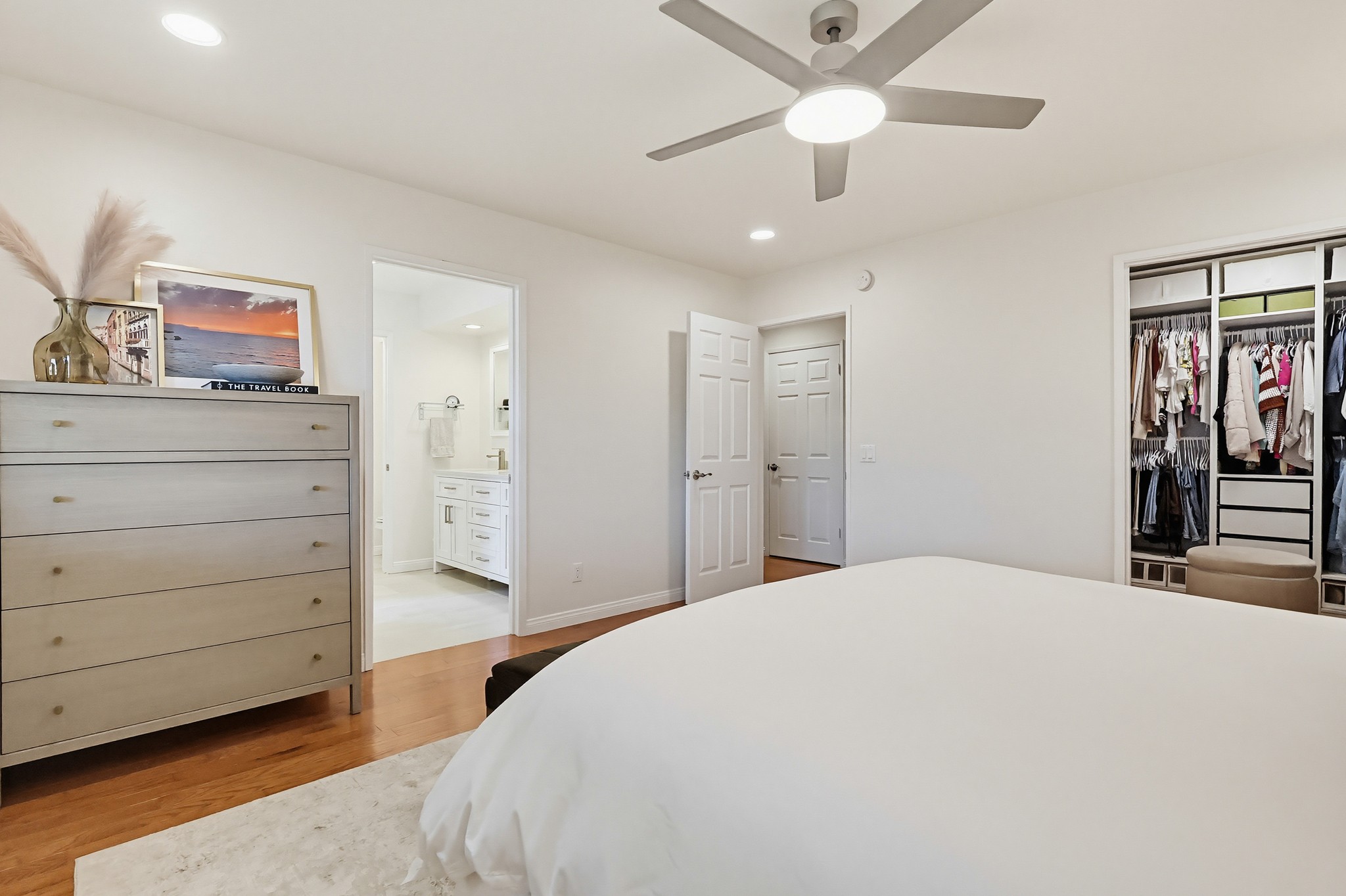 Virtual tour photo 95 of 153 for 2906 Baywater Ave UNIT 2