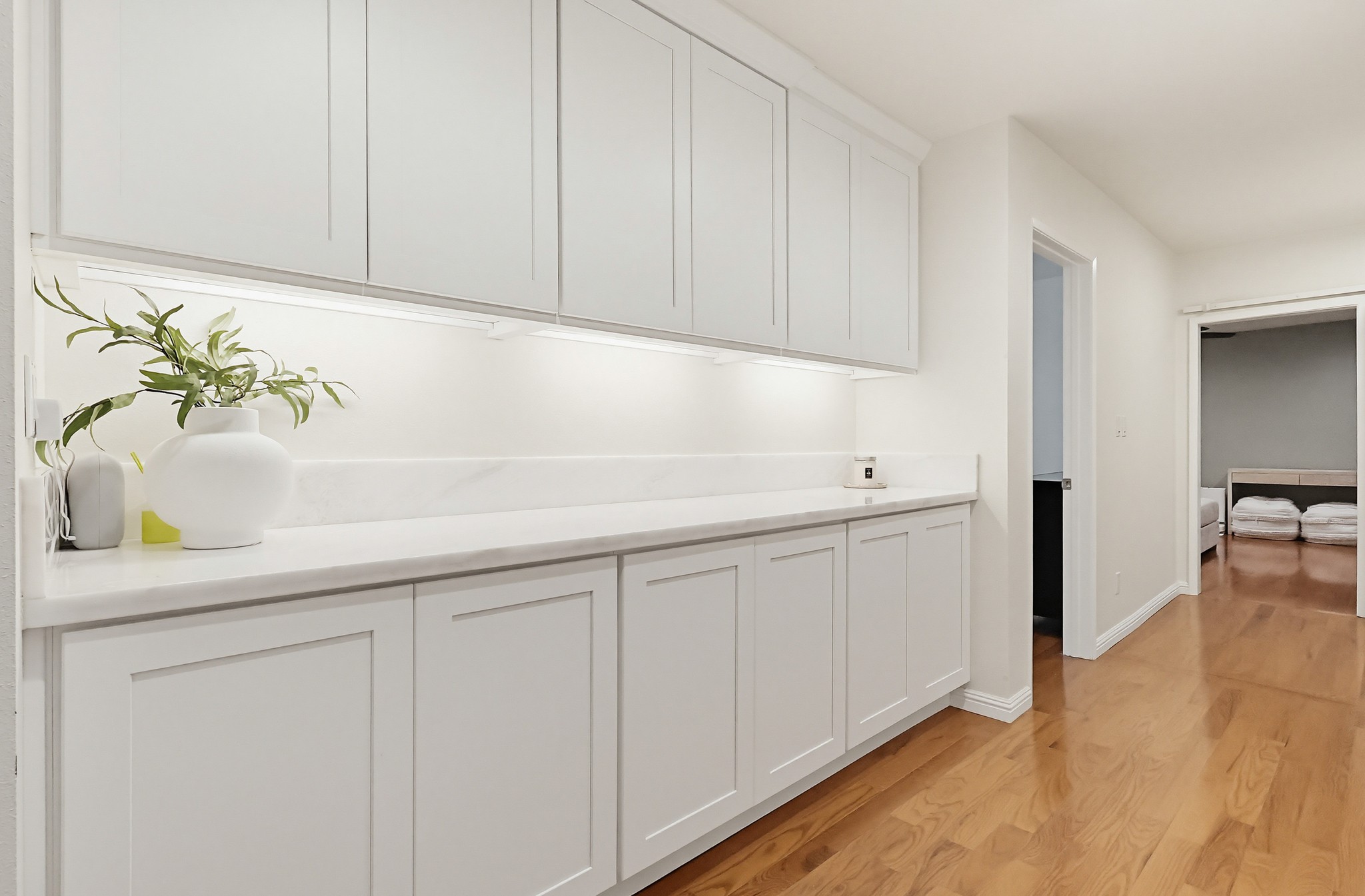 Virtual tour photo 109 of 153 for 2906 Baywater Ave UNIT 2