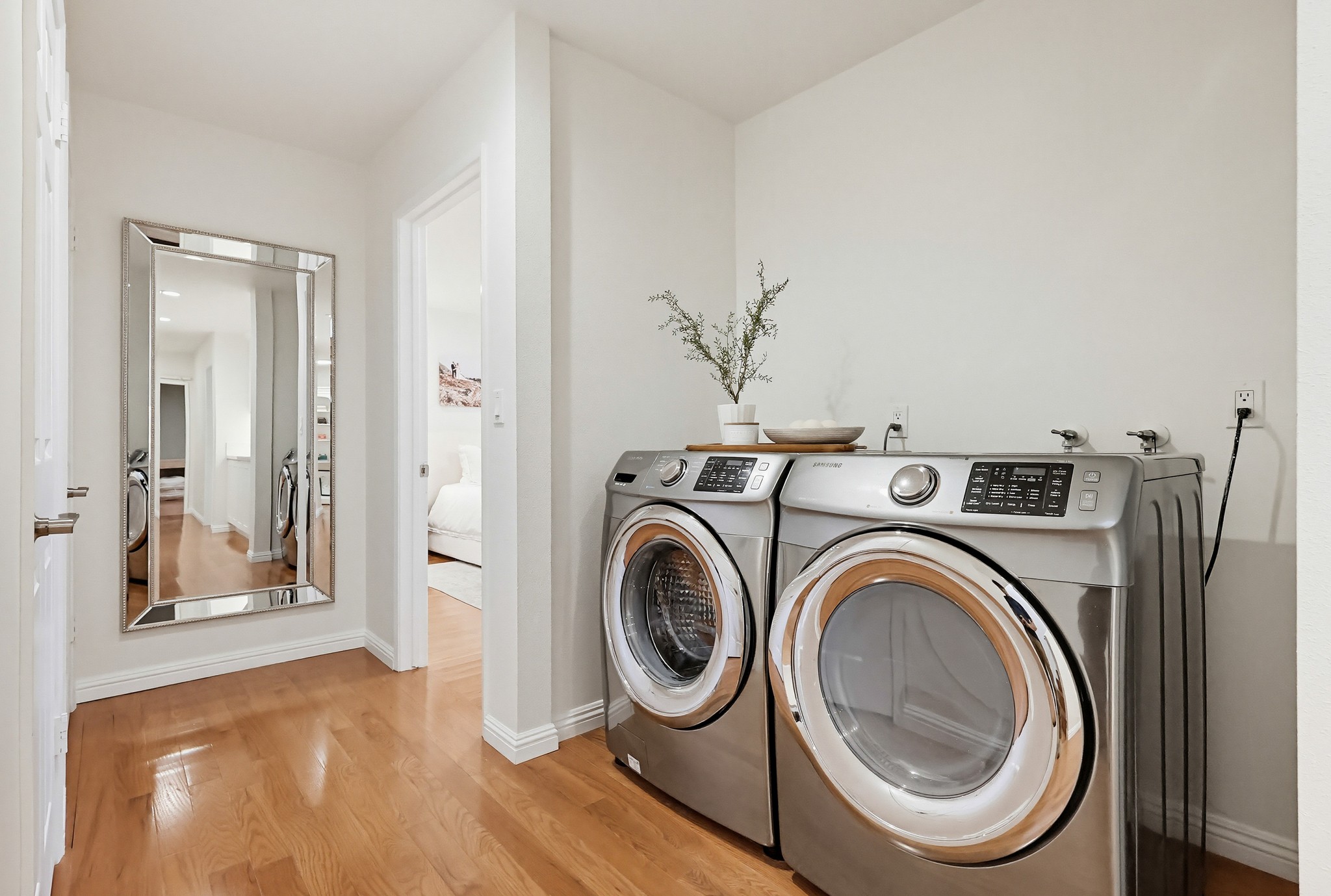 Virtual tour photo 110 of 153 for 2906 Baywater Ave UNIT 2