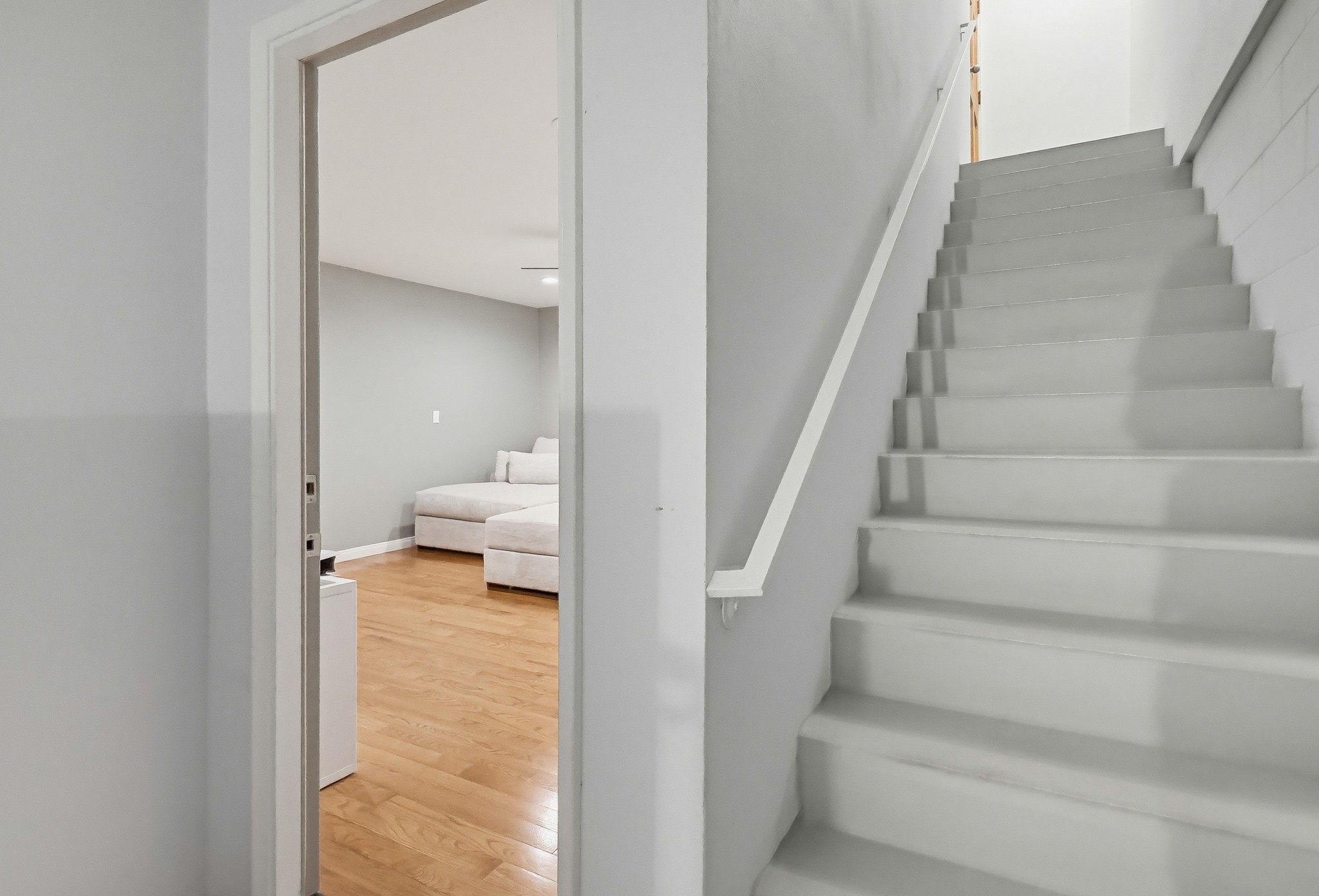 Virtual tour photo 122 of 153 for 2906 Baywater Ave UNIT 2