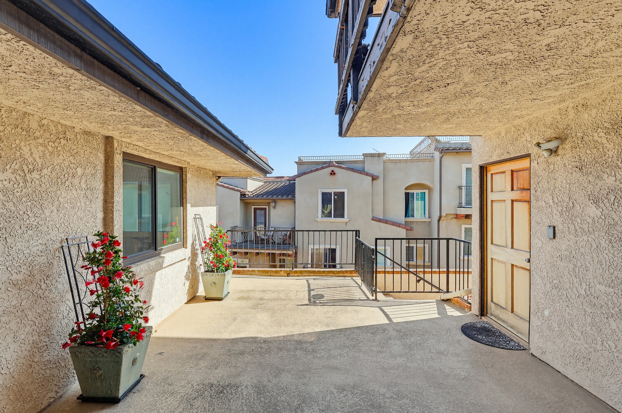 Virtual tour photo 143 of 153 for 2906 Baywater Ave UNIT 2