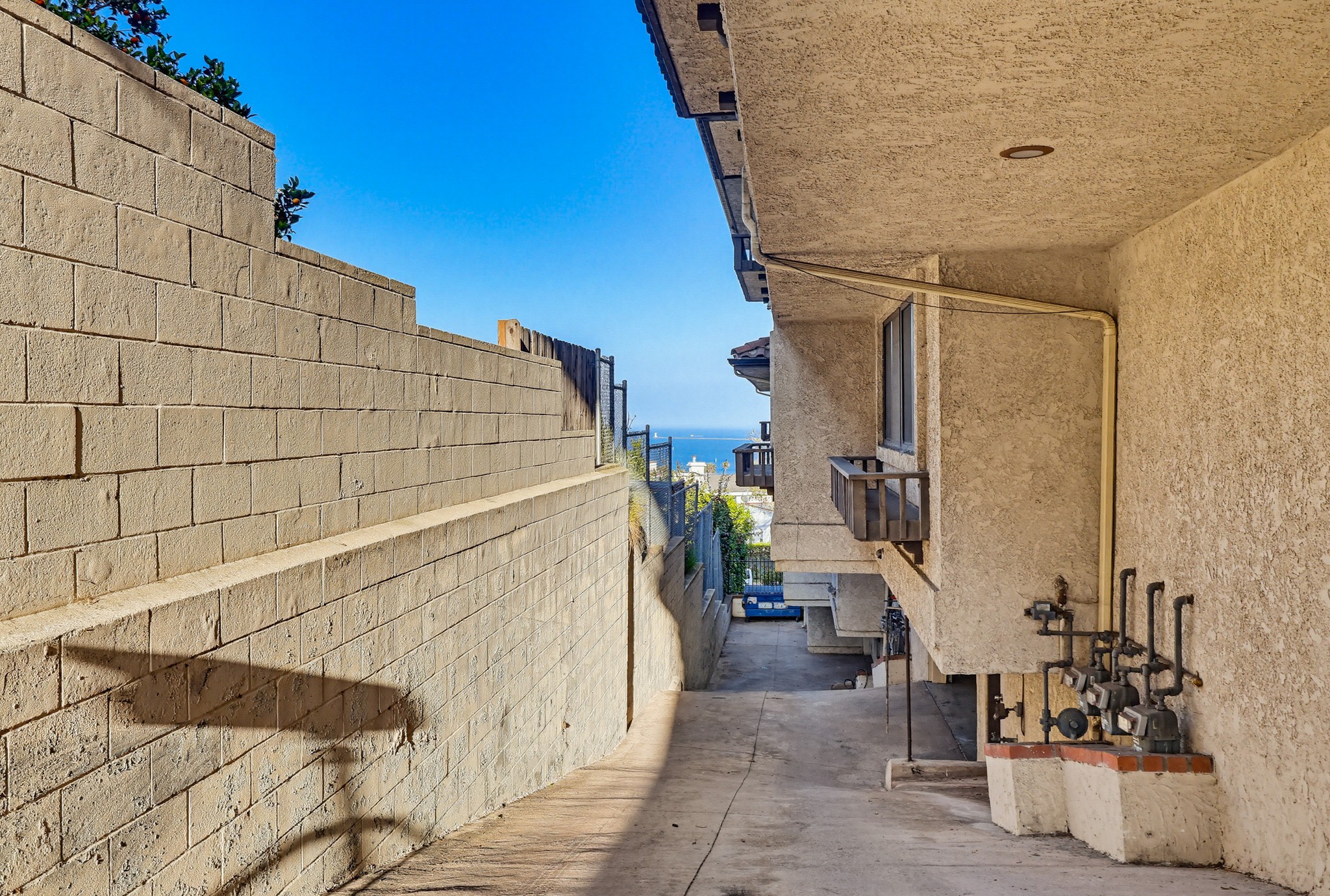 Virtual tour photo 147 of 153 for 2906 Baywater Ave UNIT 2