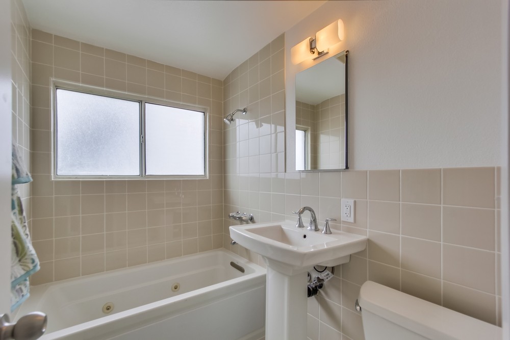 Virtual tour photo 27 of 30 for 2907 Melbourne Dr