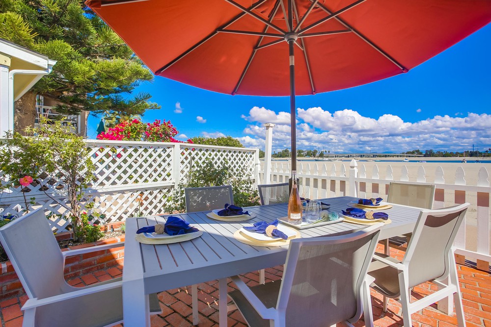 Virtual tour photo 9 of 47 for 2910 Bayside Ln