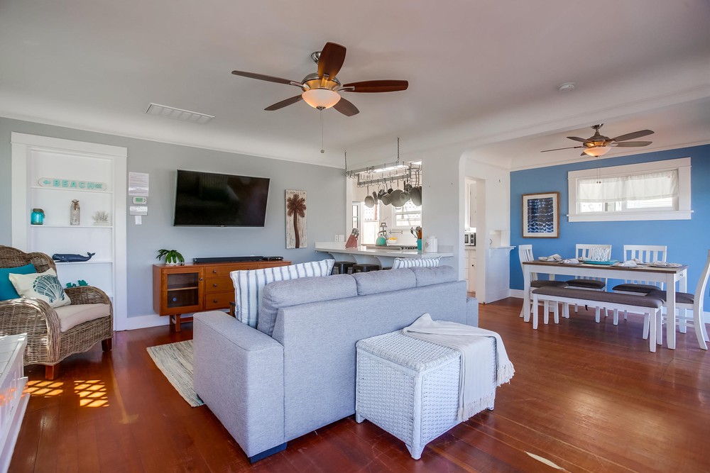 Virtual tour photo 23 of 47 for 2910 Bayside Ln