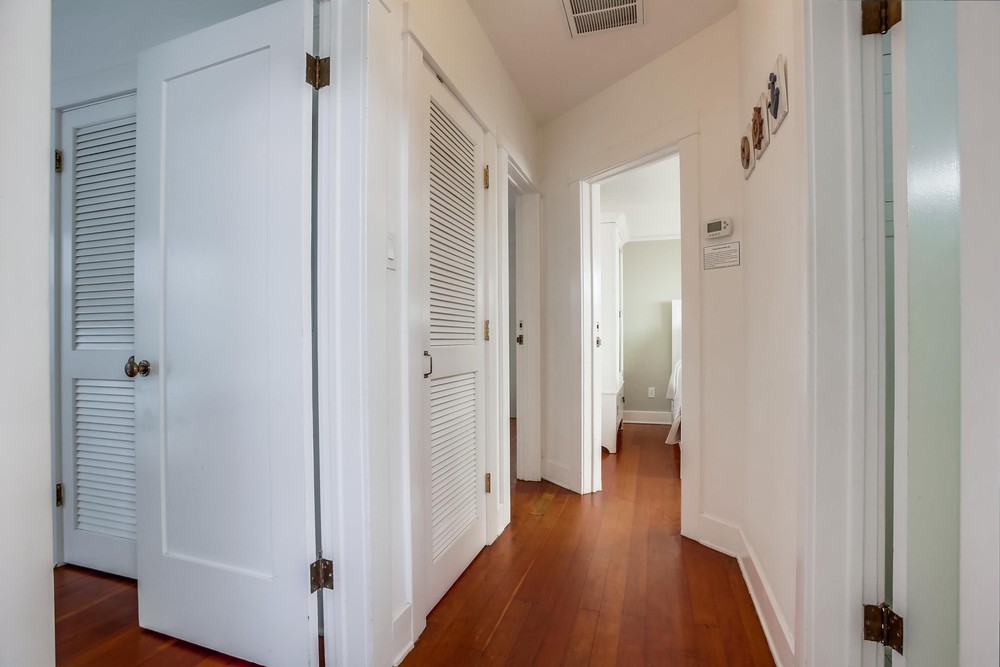 Virtual tour photo 29 of 47 for 2910 Bayside Ln