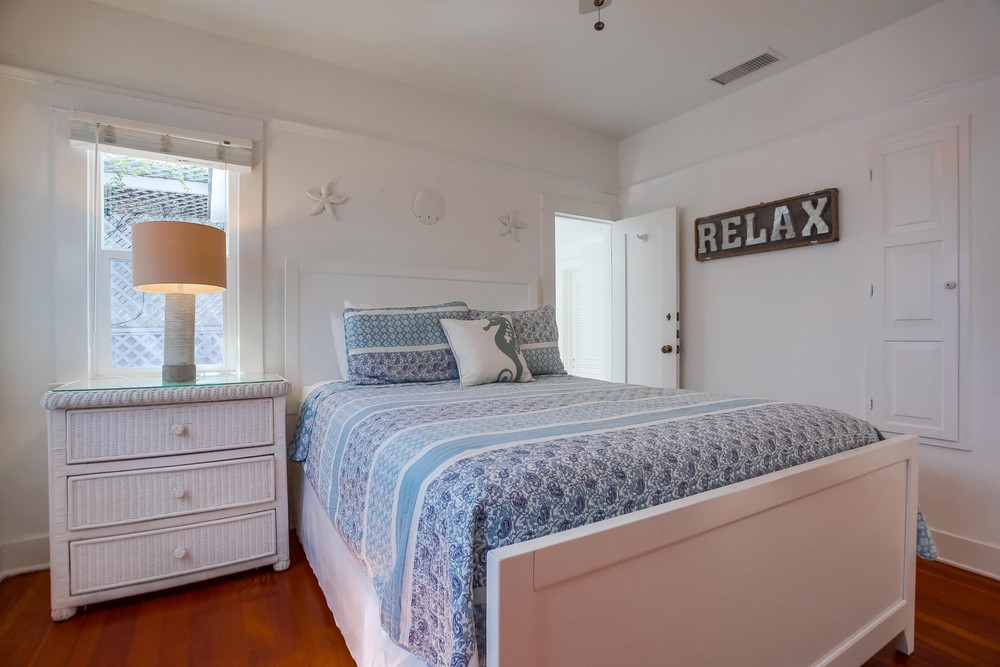 Virtual tour photo 33 of 47 for 2910 Bayside Ln