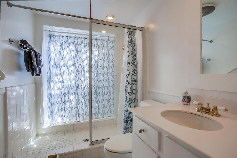 Virtual tour photo 36 of 47 for 2910 Bayside Ln