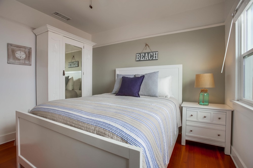 Virtual tour photo 44 of 47 for 2910 Bayside Ln