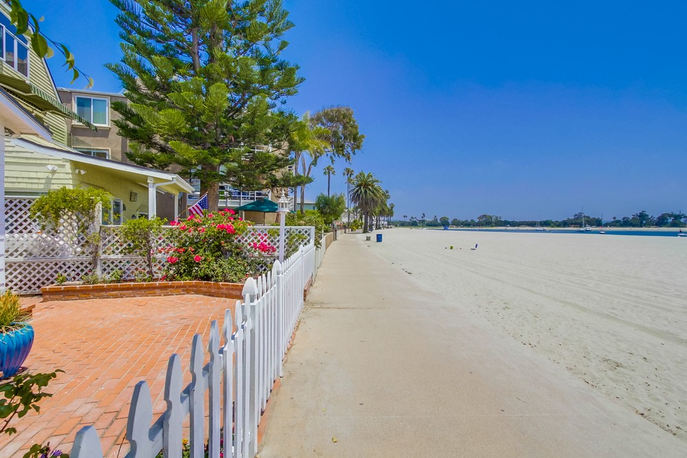 Virtual tour photo 4 of 34 for 2910 Bayside Walk