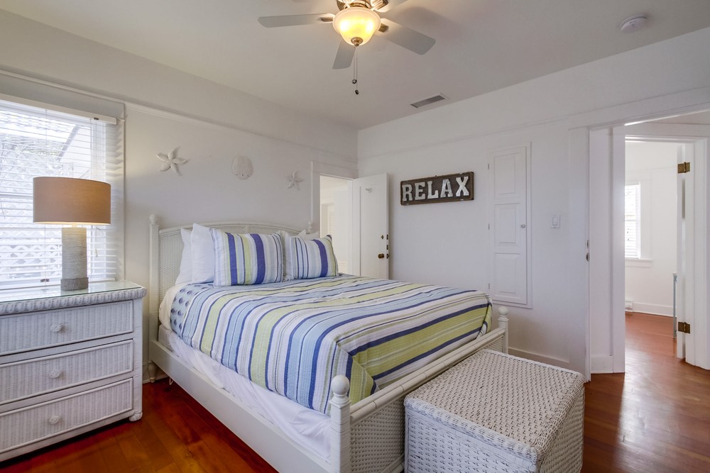 Virtual tour photo 25 of 34 for 2910 Bayside Walk