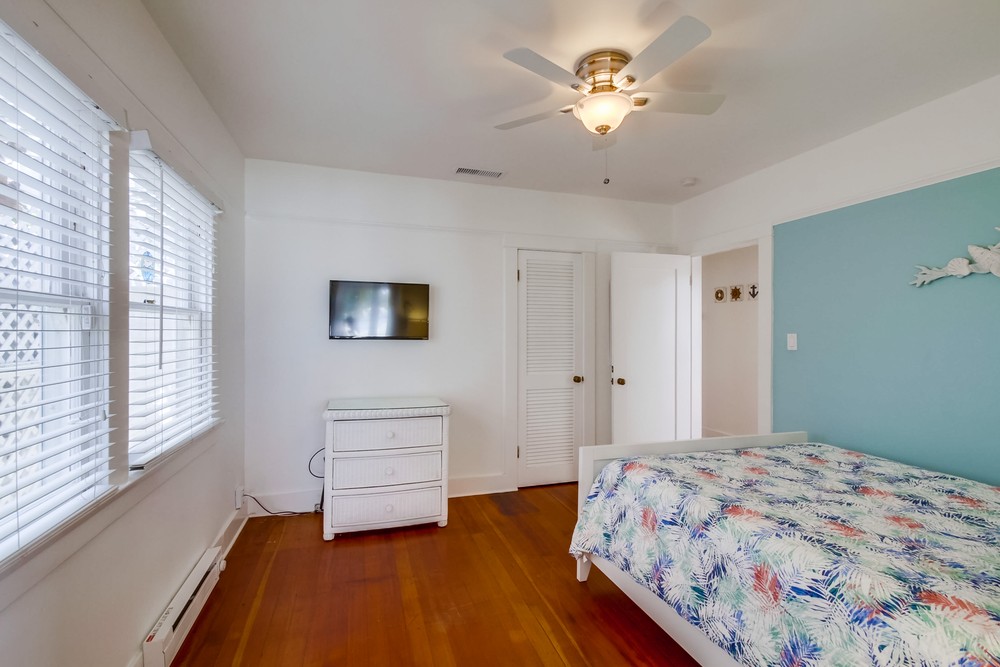 Virtual tour photo 33 of 34 for 2910 Bayside Walk