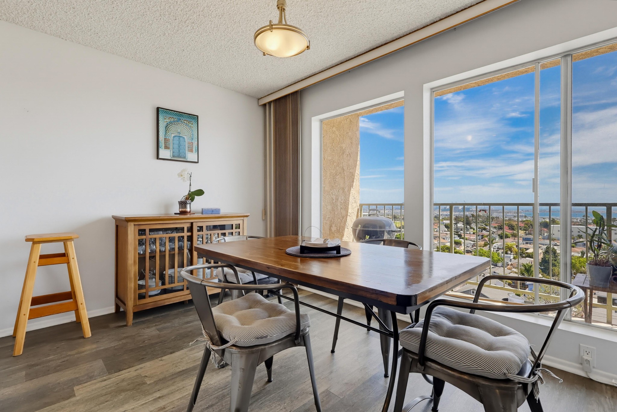 Virtual tour photo 14 of 62 for 2910 S Peck Ave