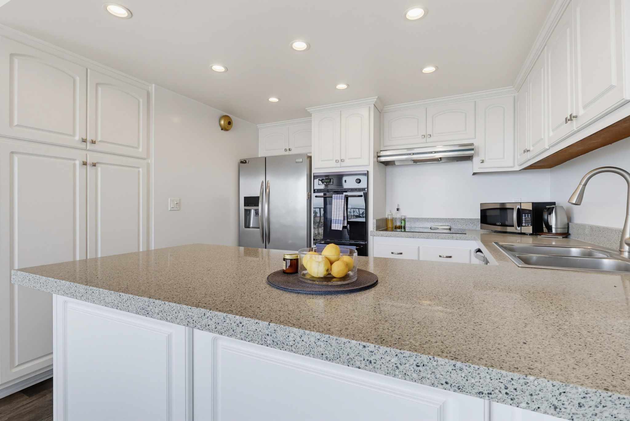 Virtual tour photo 19 of 62 for 2910 S Peck Ave