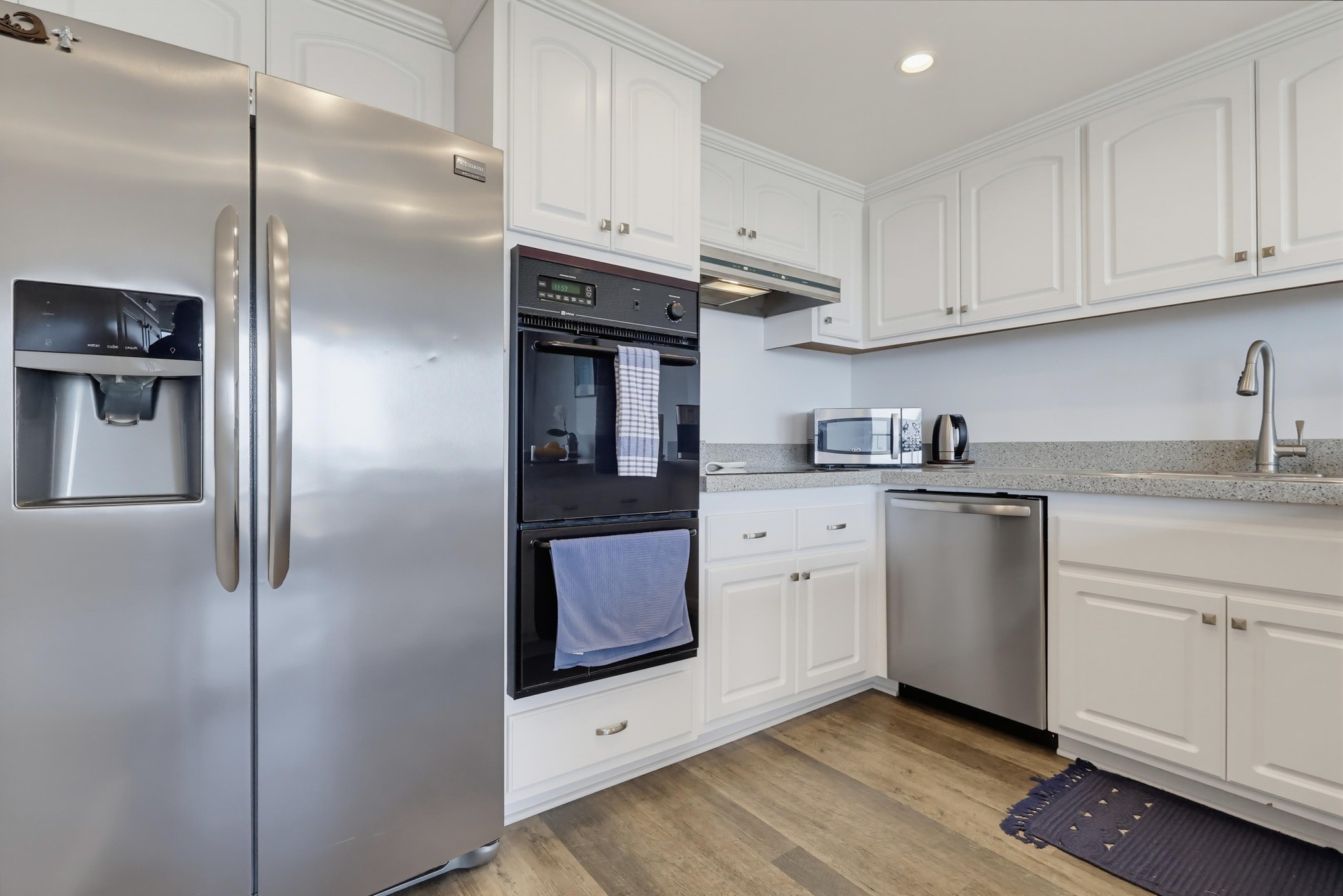 Virtual tour photo 21 of 62 for 2910 S Peck Ave