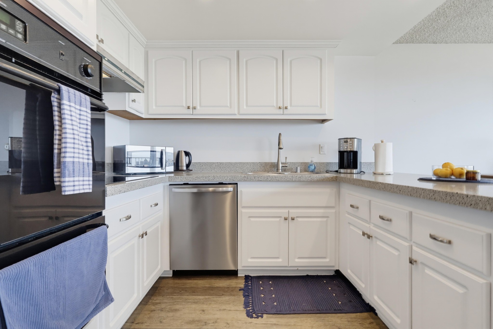 Virtual tour photo 22 of 62 for 2910 S Peck Ave