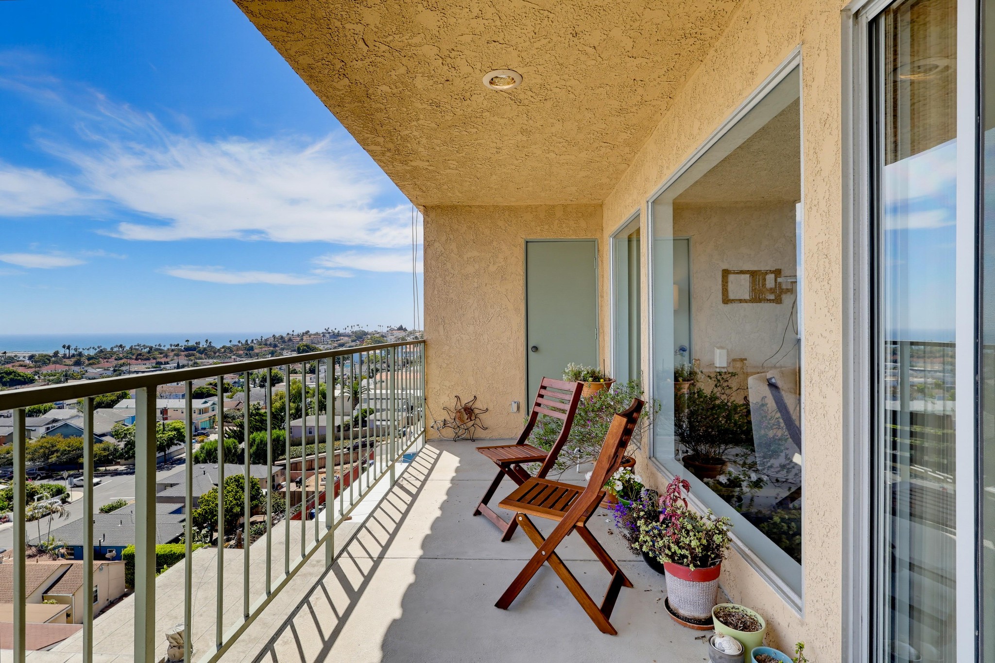 Virtual tour photo 26 of 62 for 2910 S Peck Ave