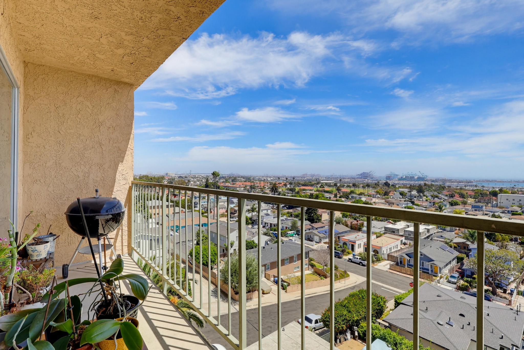 Virtual tour photo 27 of 62 for 2910 S Peck Ave