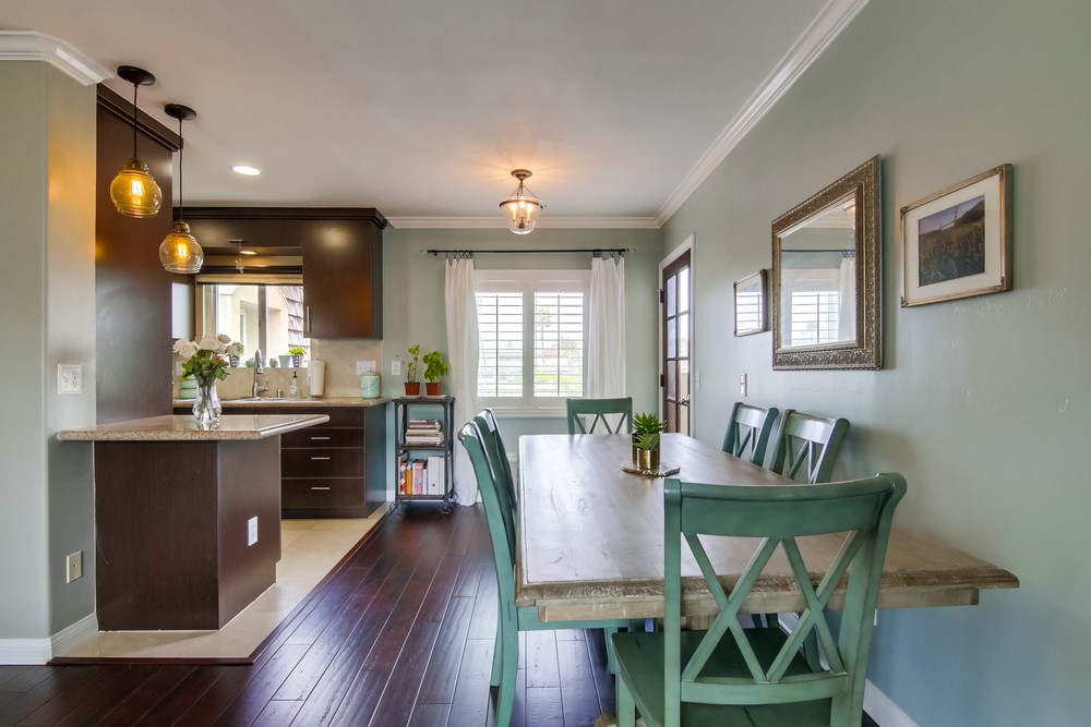 Virtual tour photo 9 of 33 for 2913 A St UNIT 6