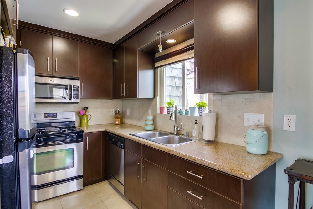 Virtual tour photo 15 of 33 for 2913 A St UNIT 6