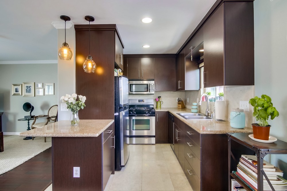 Virtual tour photo 16 of 33 for 2913 A St UNIT 6