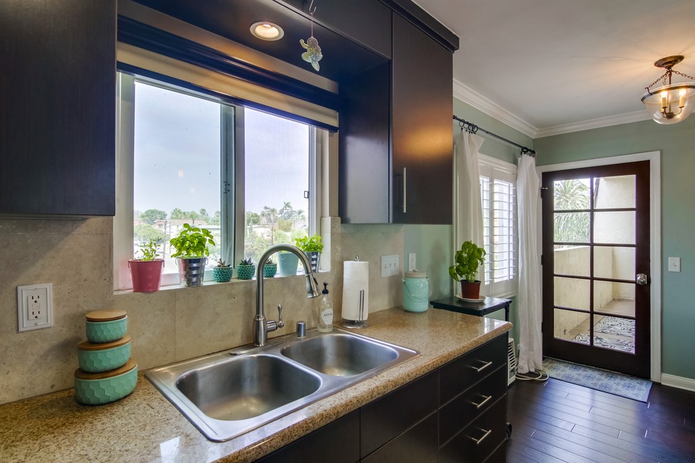 Virtual tour photo 18 of 33 for 2913 A St UNIT 6