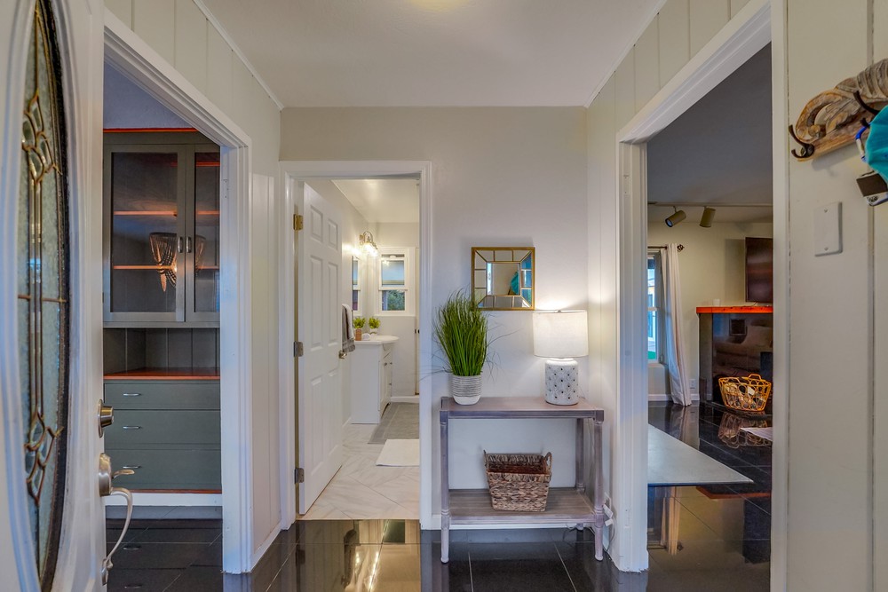 Virtual tour photo 30 of 116 for 2914 Iris Ave