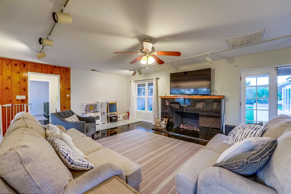 Virtual tour photo 33 of 116 for 2914 Iris Ave