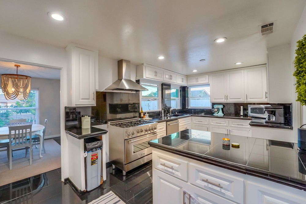 Virtual tour photo 41 of 116 for 2914 Iris Ave
