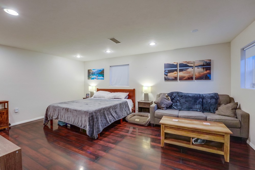 Virtual tour photo 52 of 116 for 2914 Iris Ave