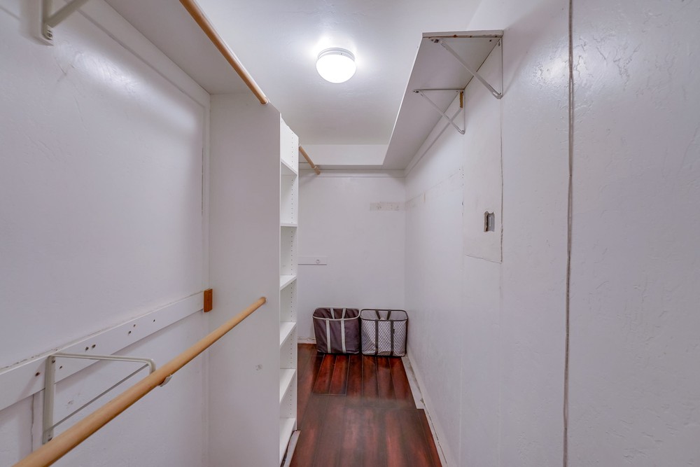 Virtual tour photo 81 of 116 for 2914 Iris Ave
