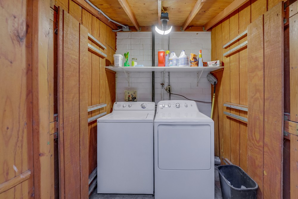 Virtual tour photo 85 of 116 for 2914 Iris Ave
