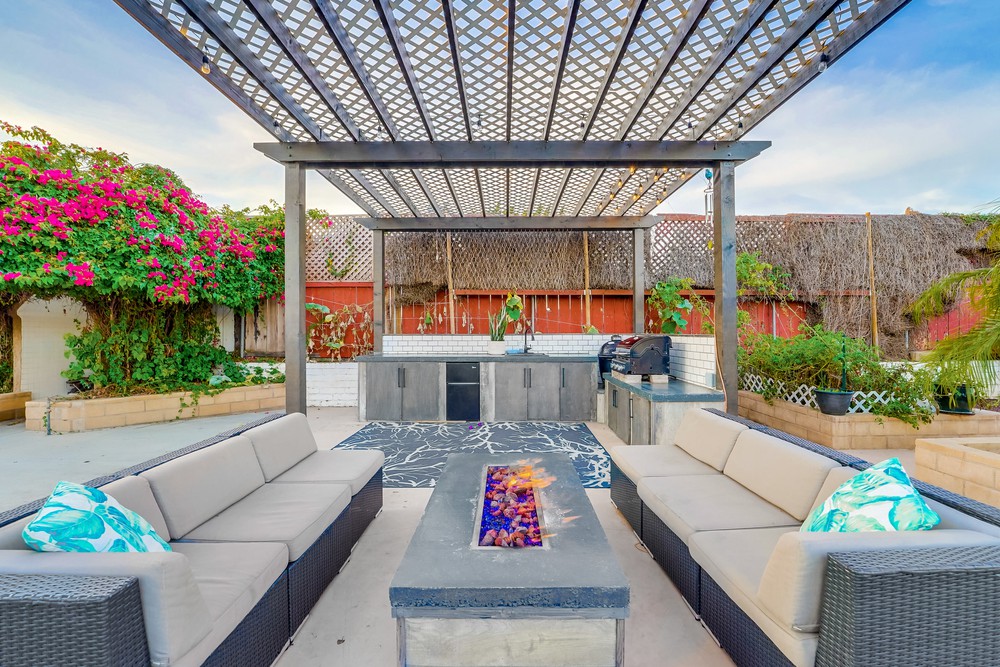 Virtual tour photo 100 of 116 for 2914 Iris Ave