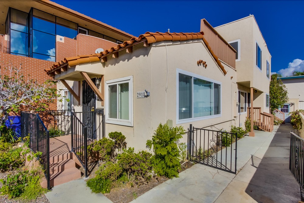 Virtual tour photo 8 of 83 for 2918 Emerson Street