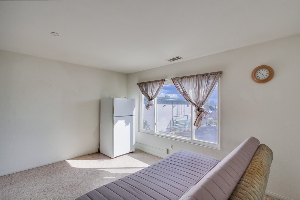 Virtual tour photo 36 of 83 for 2918 Emerson Street